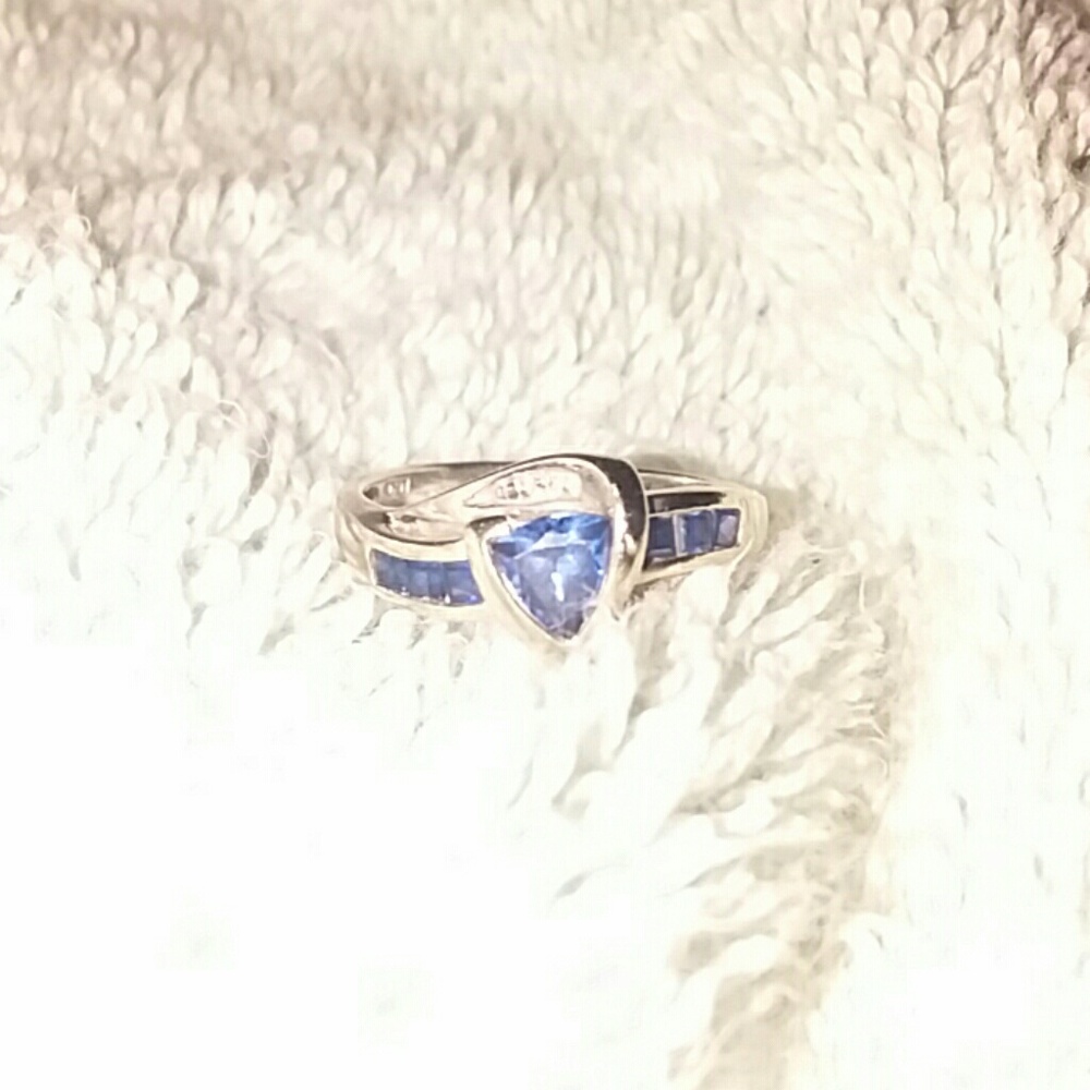 Tanzanite Ring - image 4